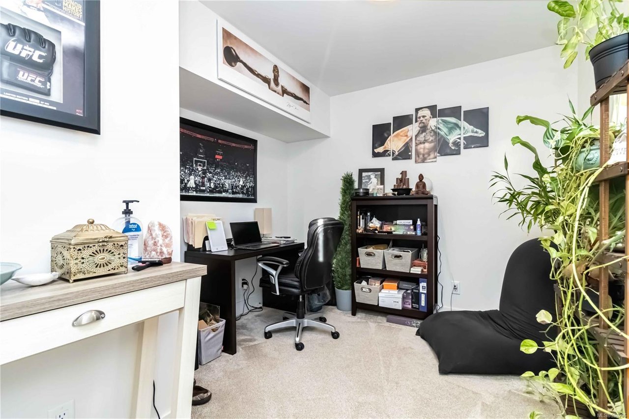 21-370 Latoria Blvd, Colwood