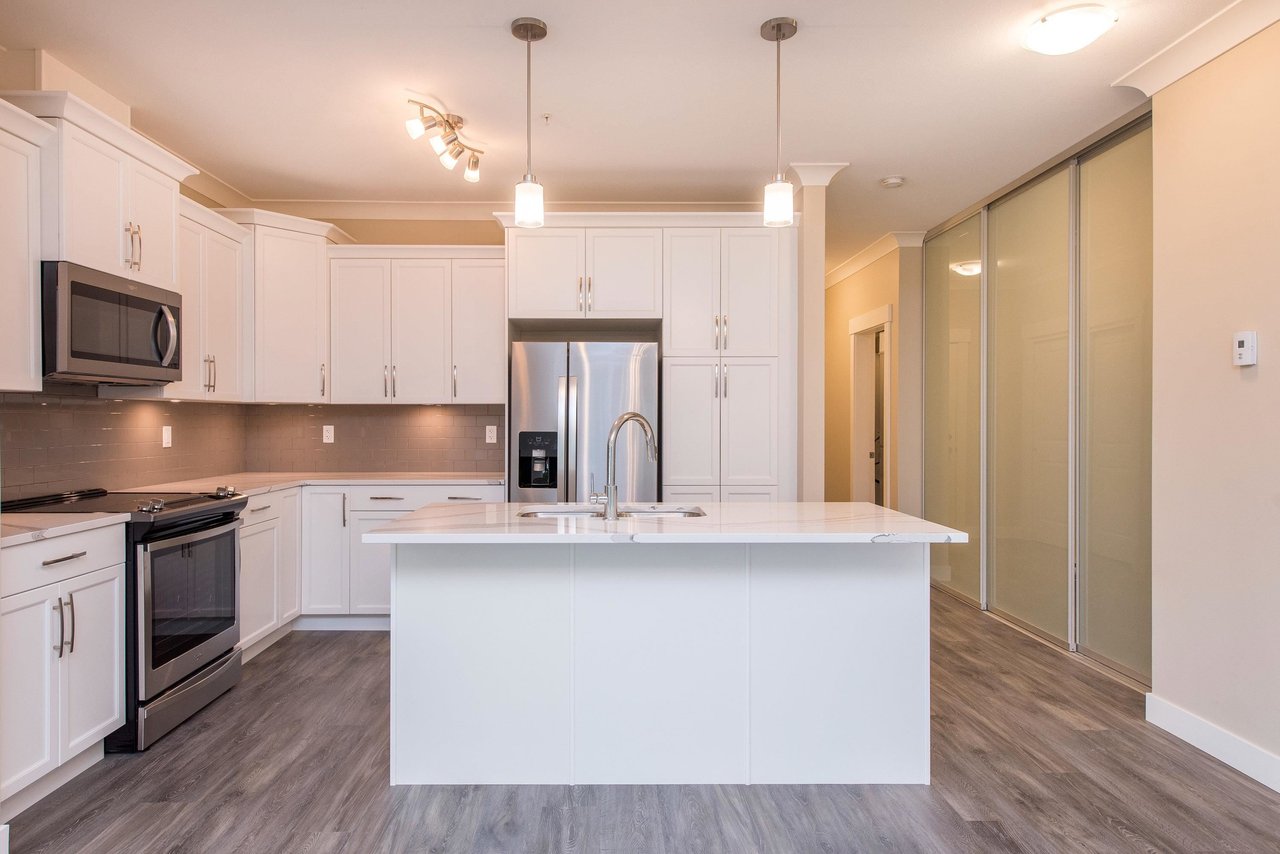 205-45761 Stevenson Rd
