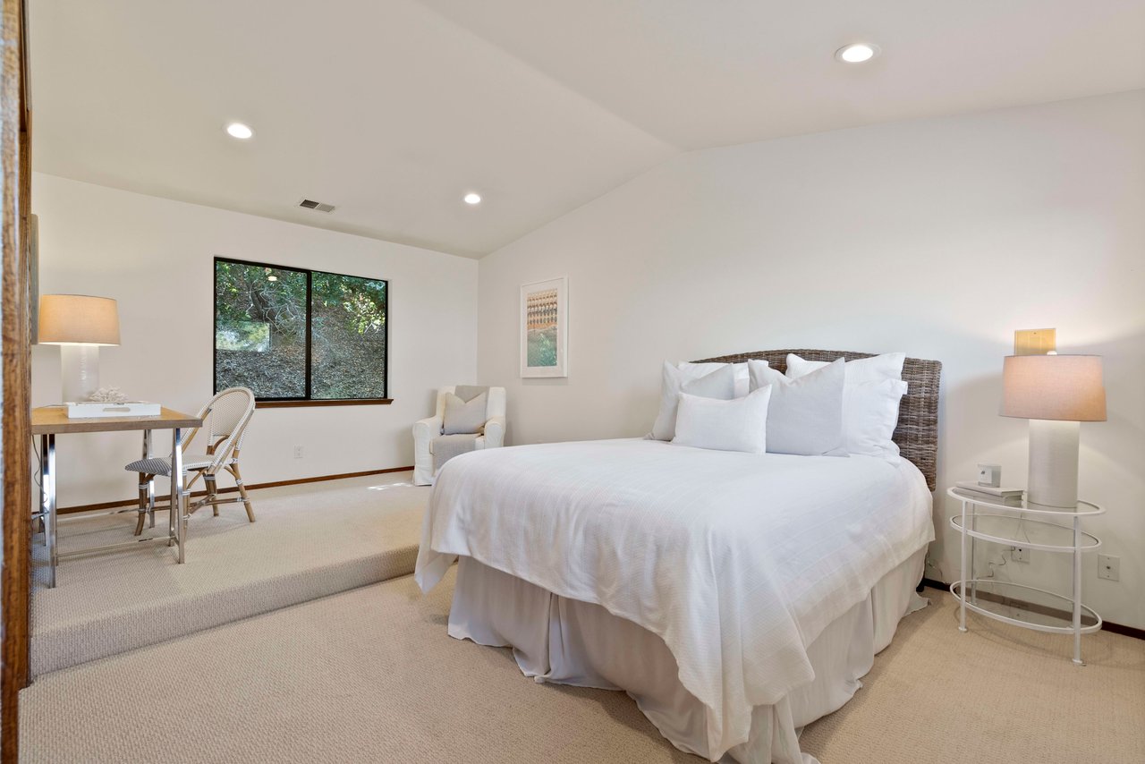 20 Saint Hill Rd
