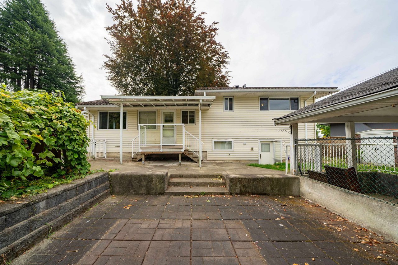 2915 Astor Dr