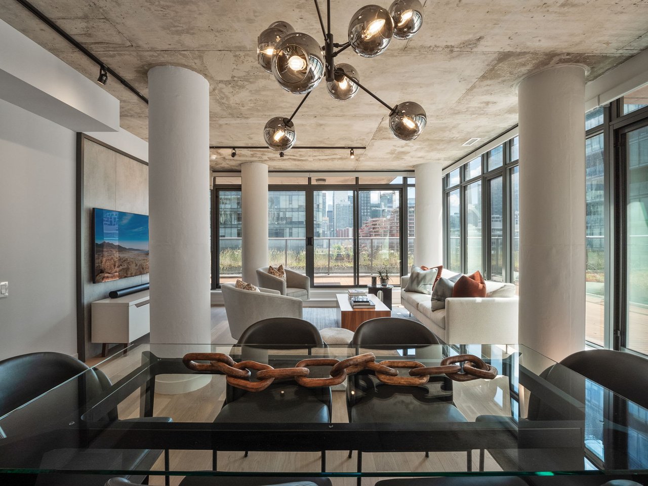 SOLD: The Best Of King West