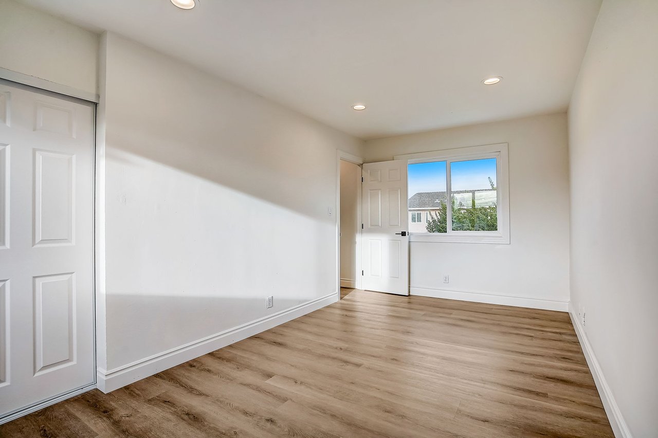 1216 Moonlight Way