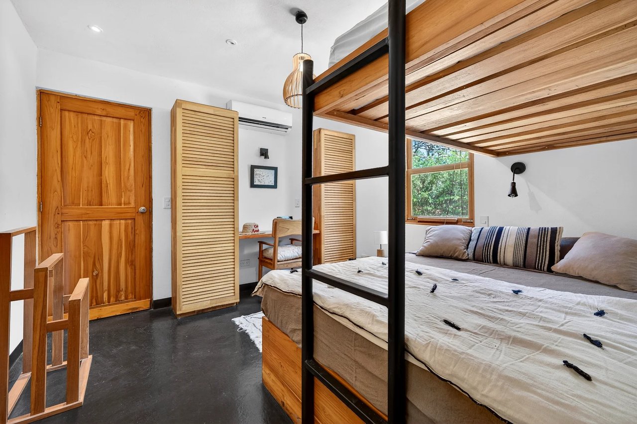 Modern Home in Beachfront Gated Community, Tamarindo, Guanacaste