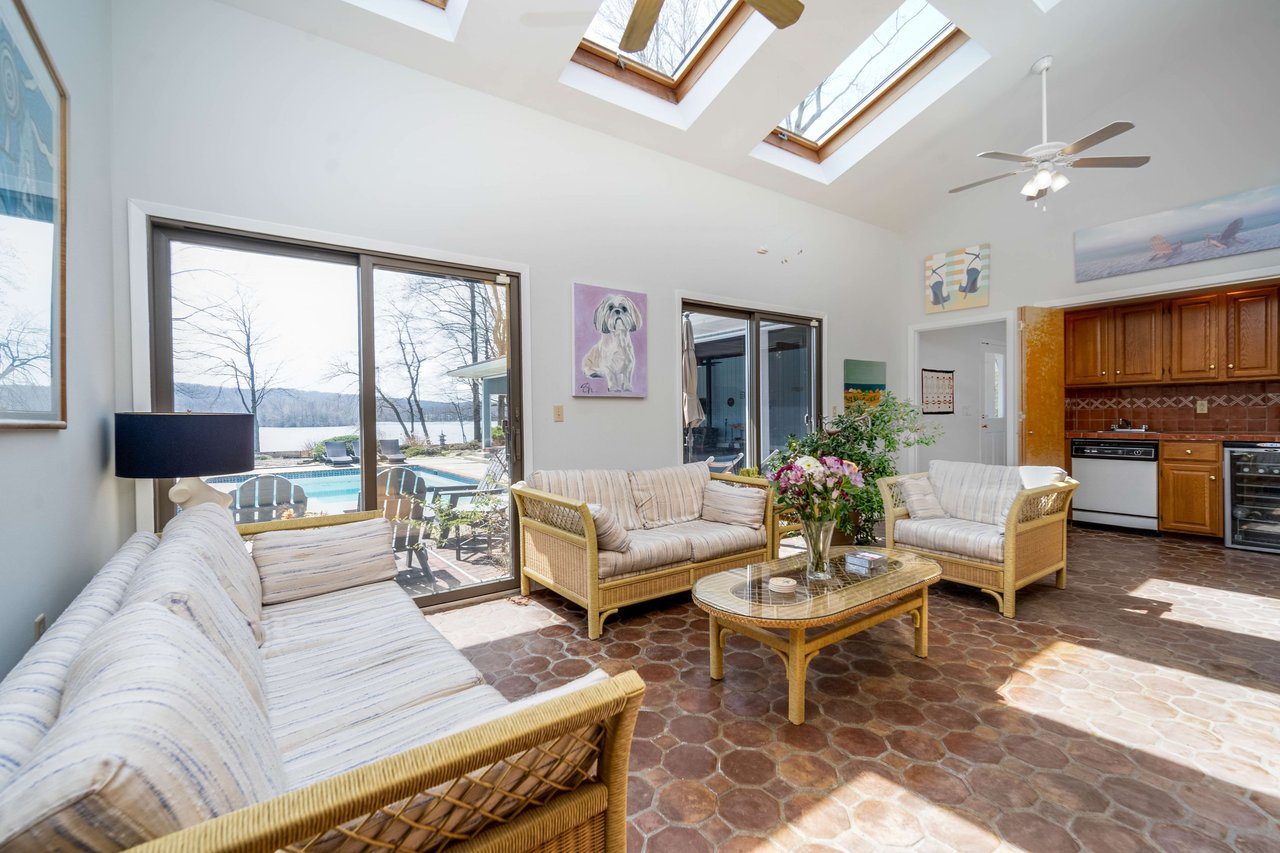 20 Radtke Road, Randolph, NJ 07869