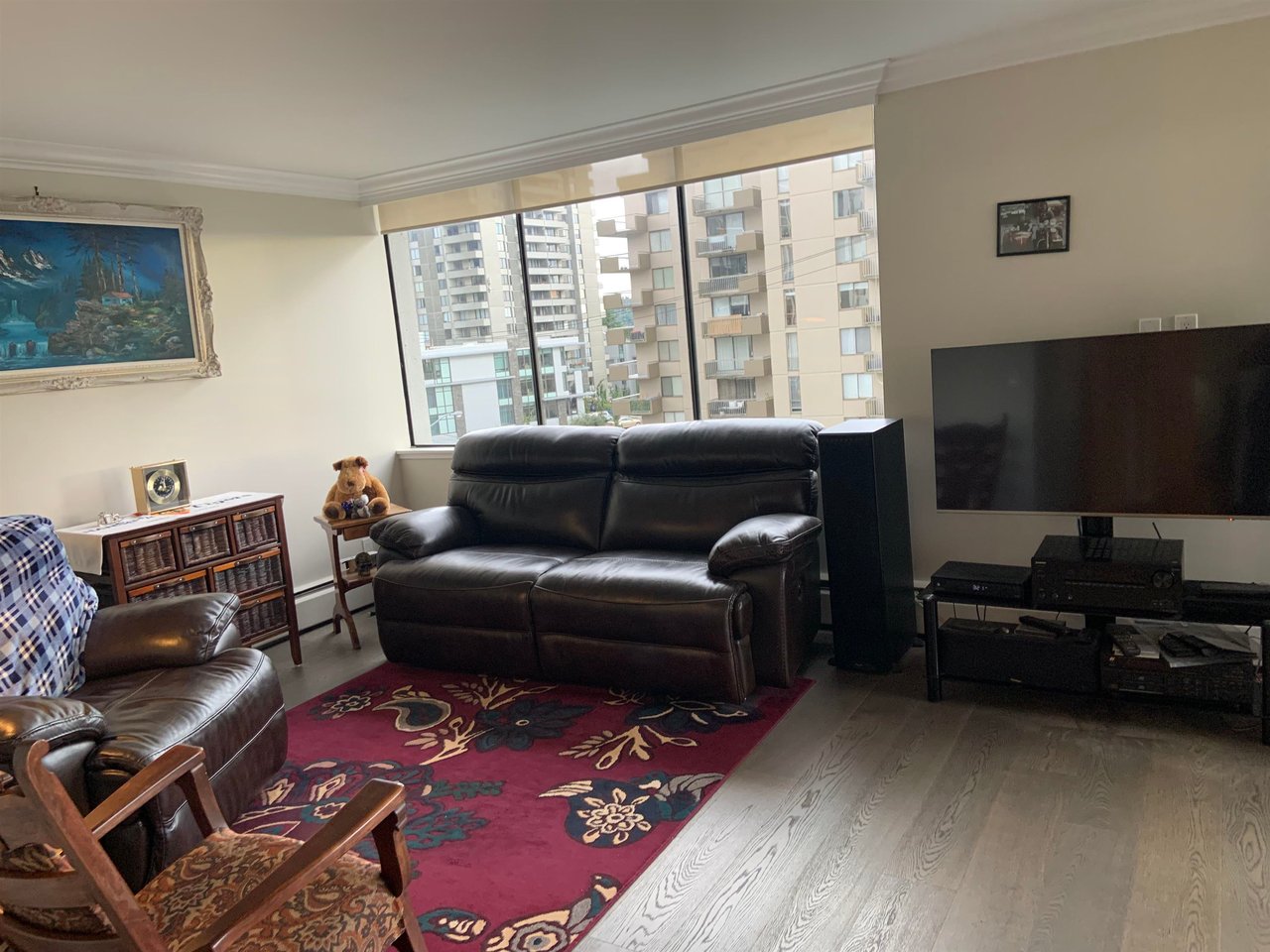 401-2167 Bellevue Ave