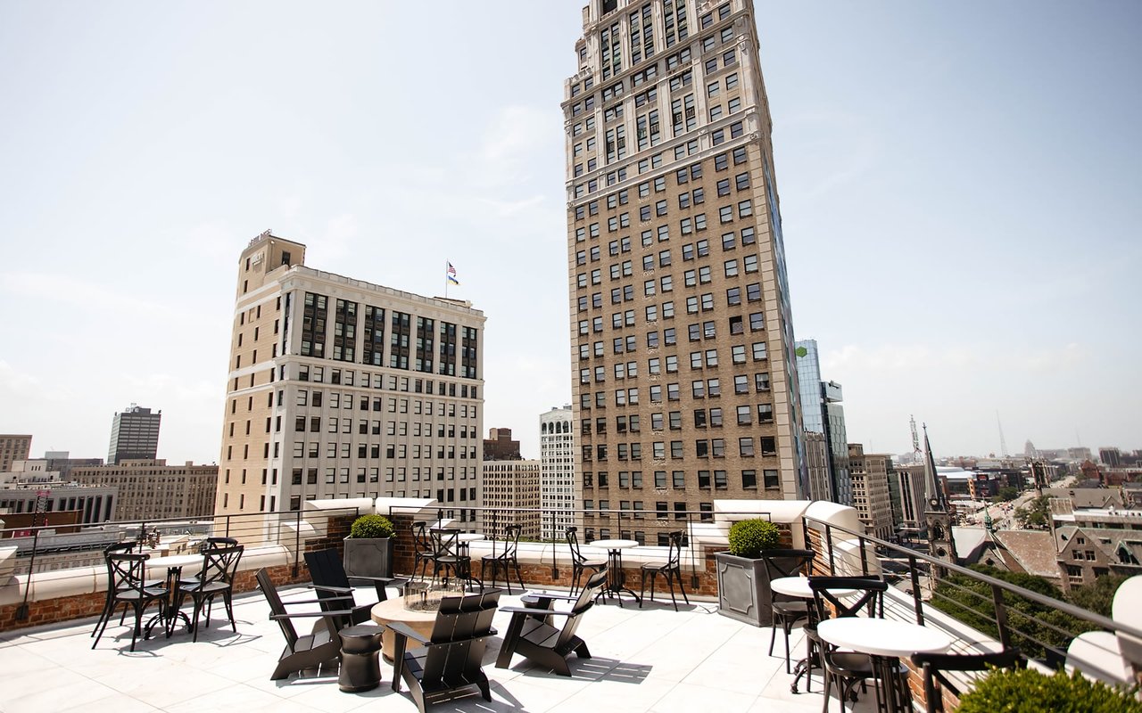 5 Best Rooftop Restaurants and Bars Found In Detroit