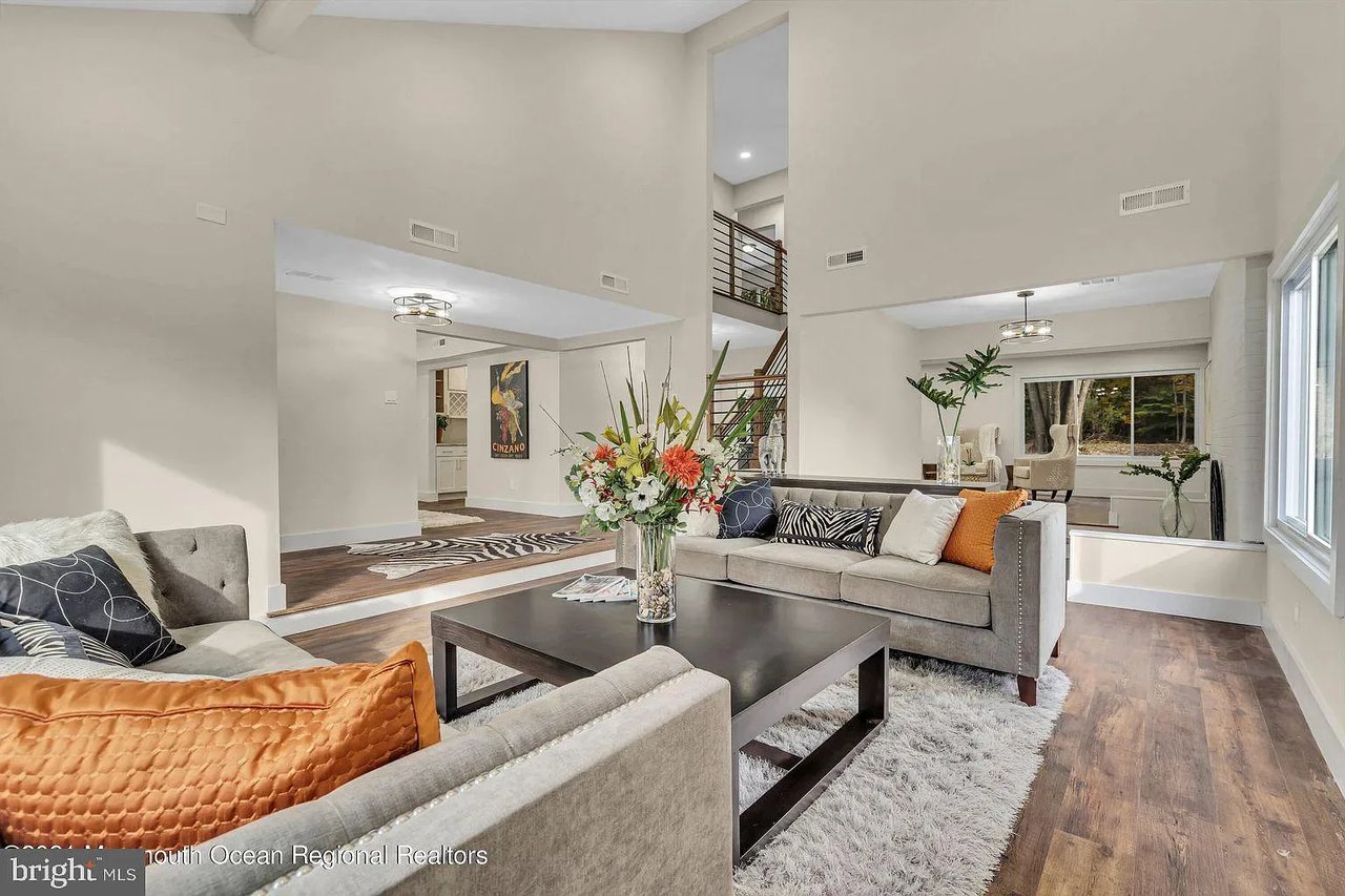 120 Ticonderoga Blvd