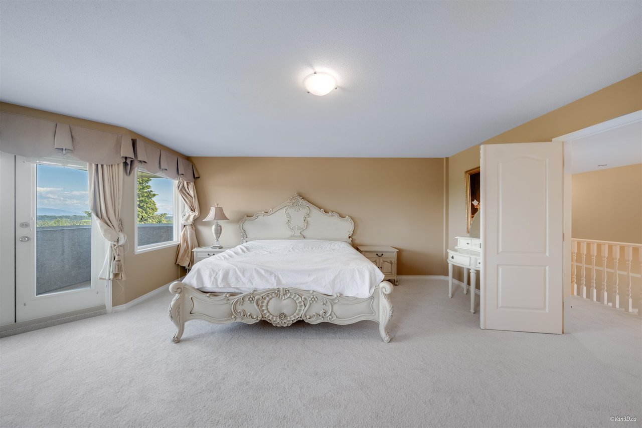 16495 111 Ave