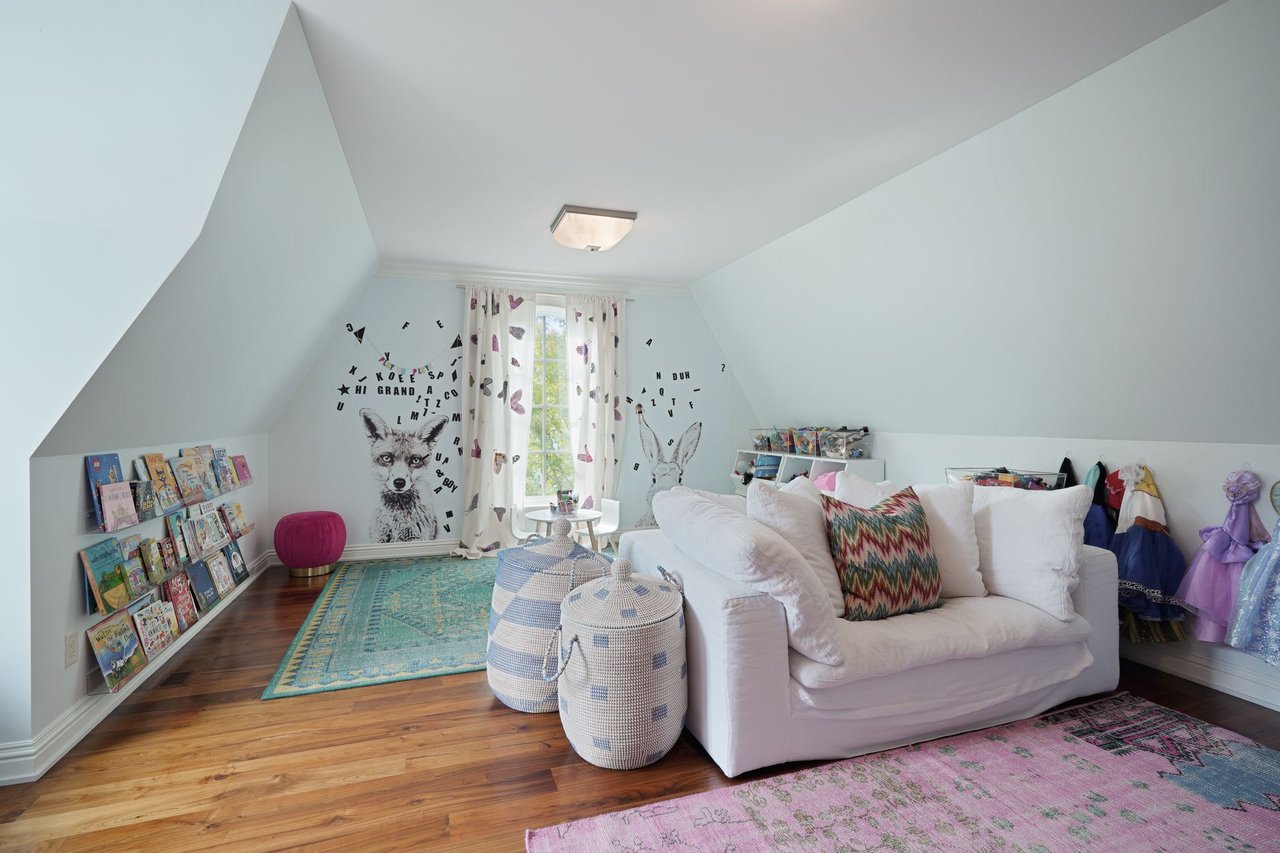*PENDING* 5333 Halifax Ave, Edina