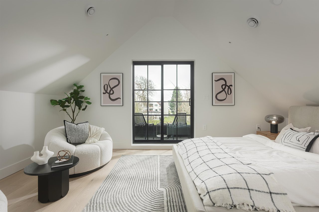 1-240 E 37th Avenue, Vancouver