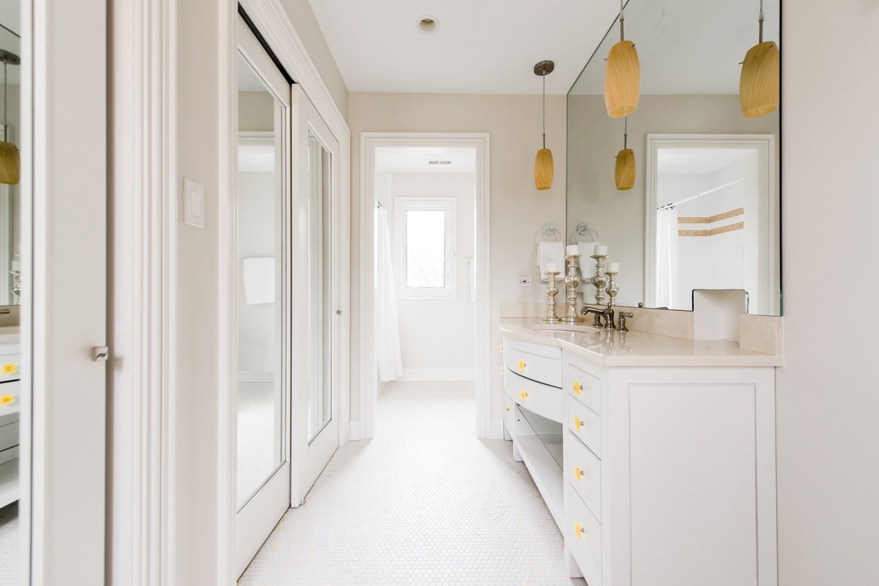 Experience Luxury Living In This Stunning Home