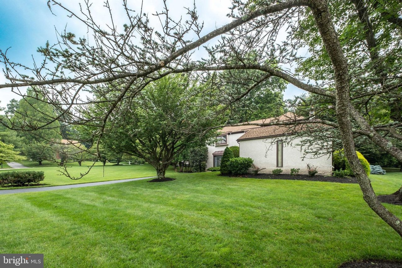 31 Lynne Cir