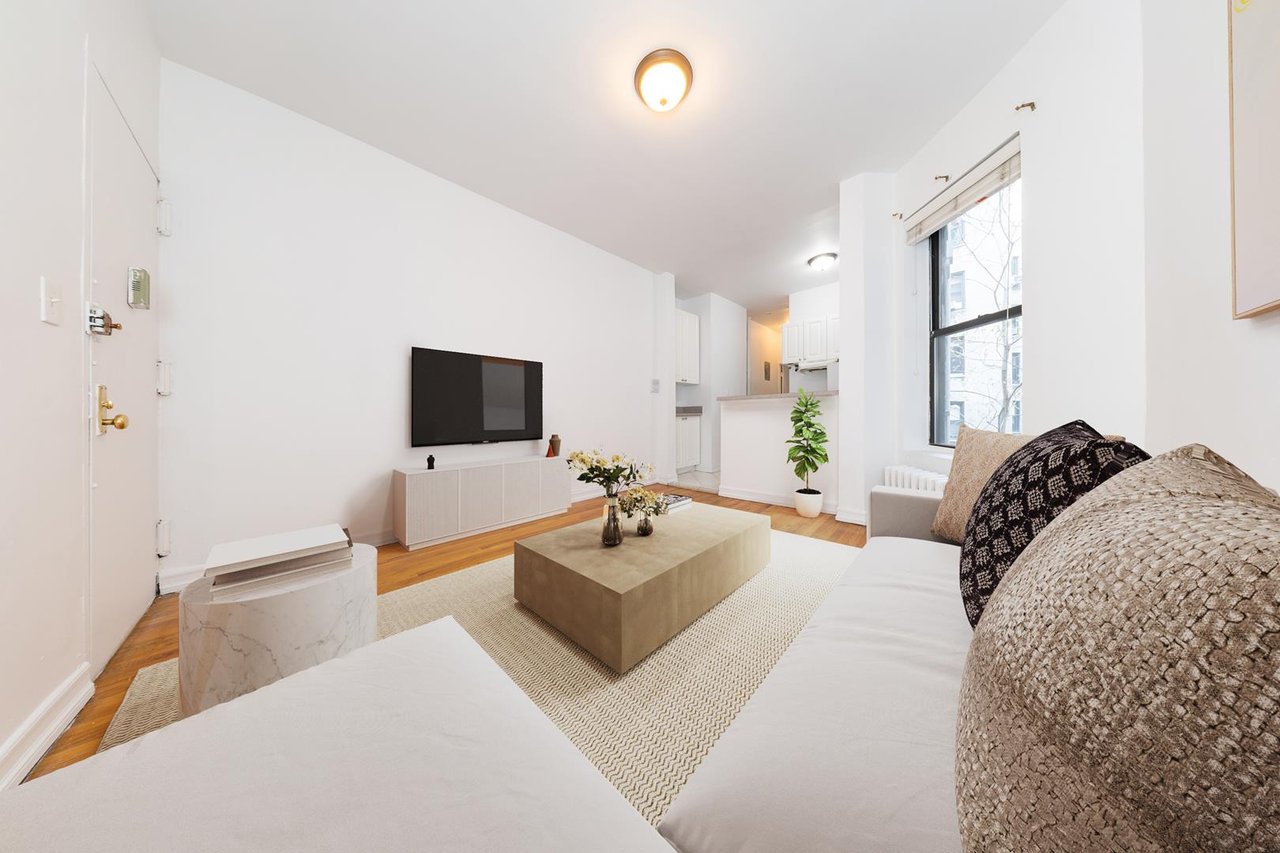 15 West 64th Street, Apt 3-D