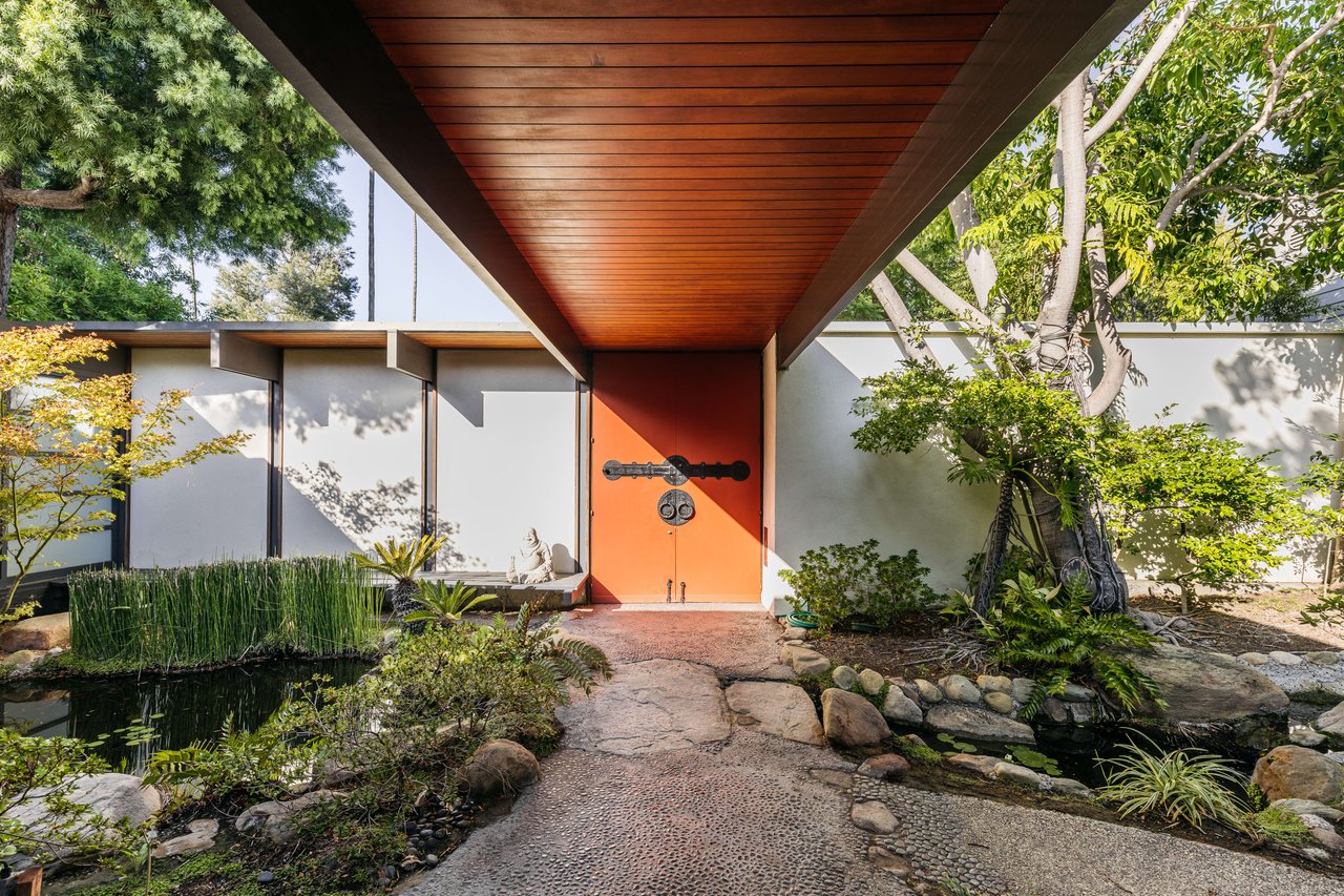 $2.2M Over List Price in Beverly Hills 