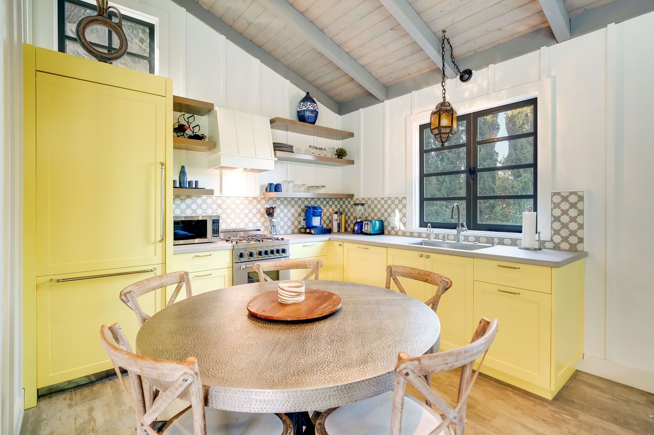 Luxury Lease in Studio City's Fryman Canyon
