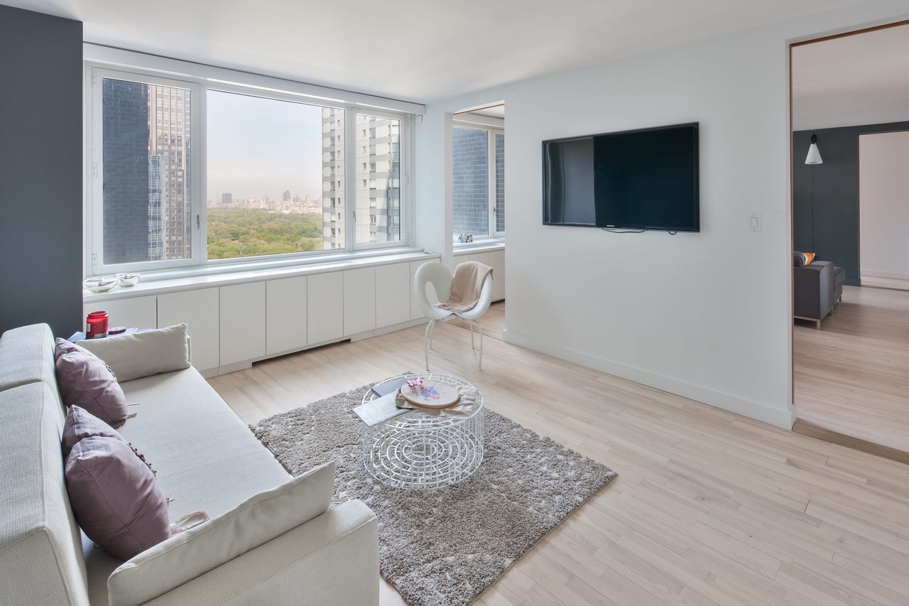 322 West 57th St, #40M