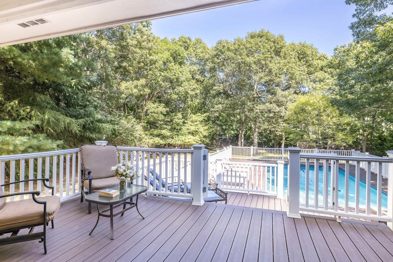 27 Ocean Pkwy, East Hampton