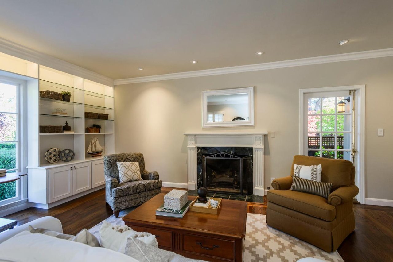 528 Costa Rica Ave
