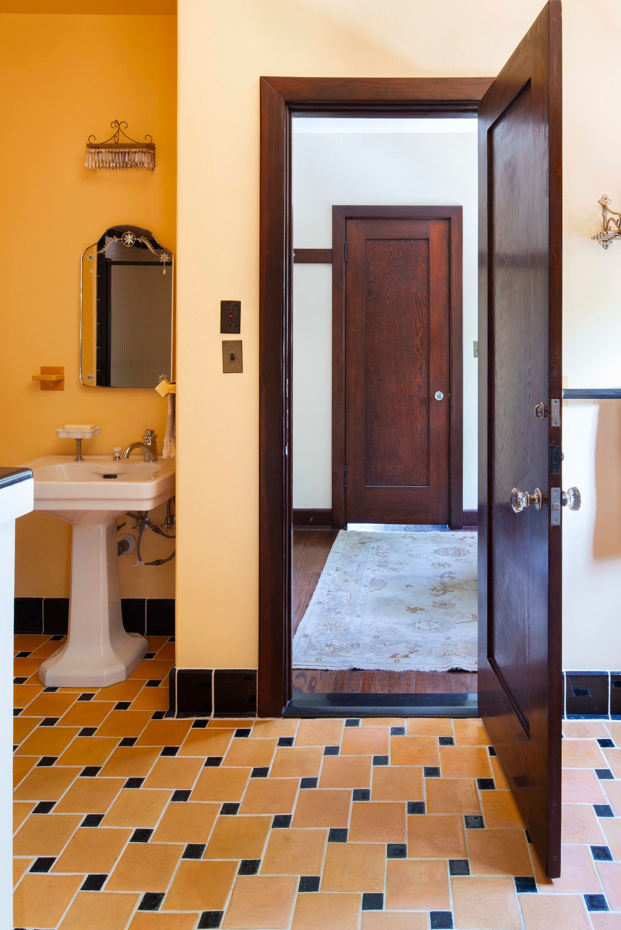 :: Sold :: The John Show Ranch Estate, Builder, L. G. Knipe, 1928