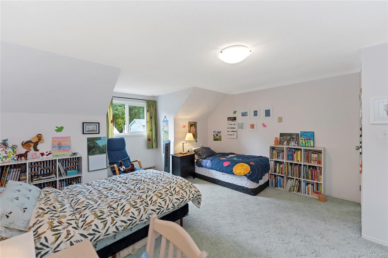 7639 Sigmar Pl