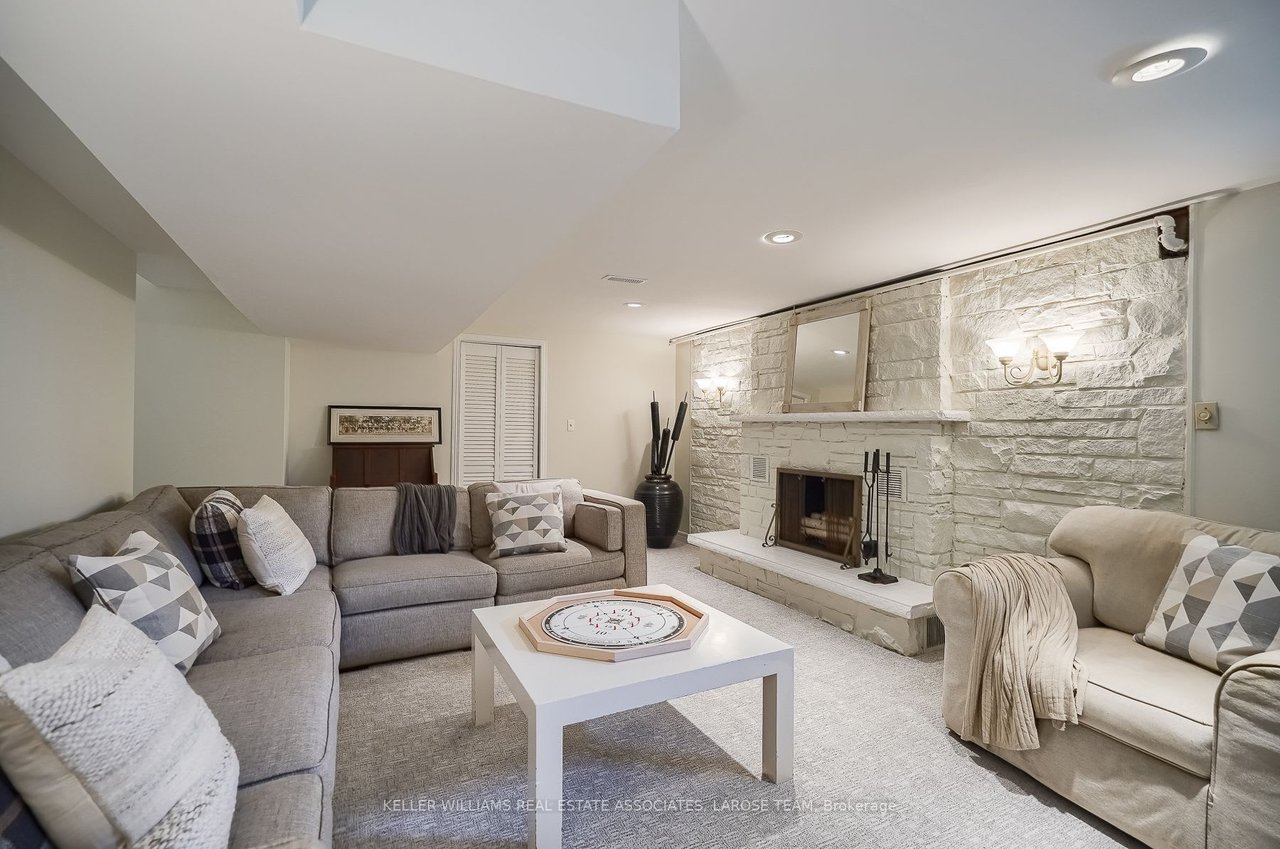1361 Ludbrook Crt