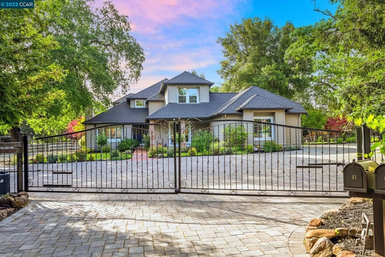 90 Orchard Estates Lane