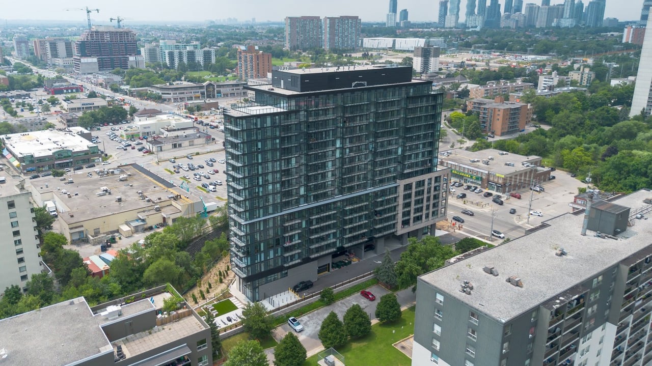 1508 – 86 Dundas St E