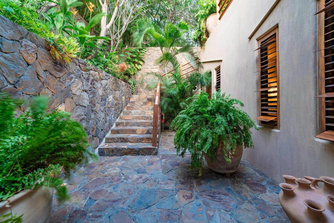 4 bedroom, Single Family Homes, Villa Mactzil, Montecito Beach Village