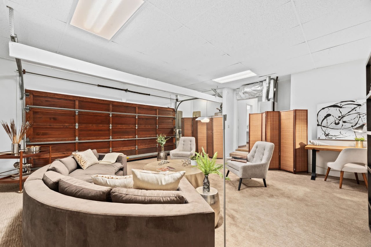 8636 Edwin Drive, Laurel Hills