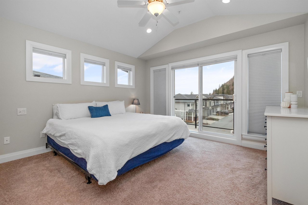 18-47042 Macfarlane Pl