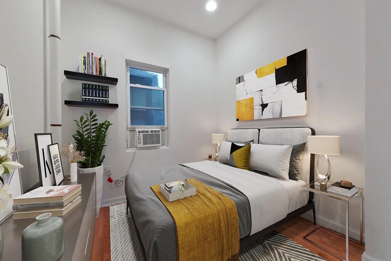 31 Saint Marks Place, Apt 8