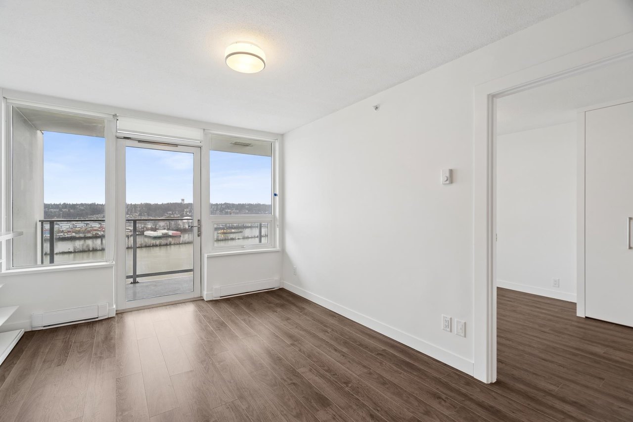 2103-908 Quayside Dr