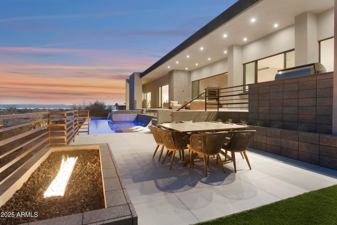 4117 E Keim Dr