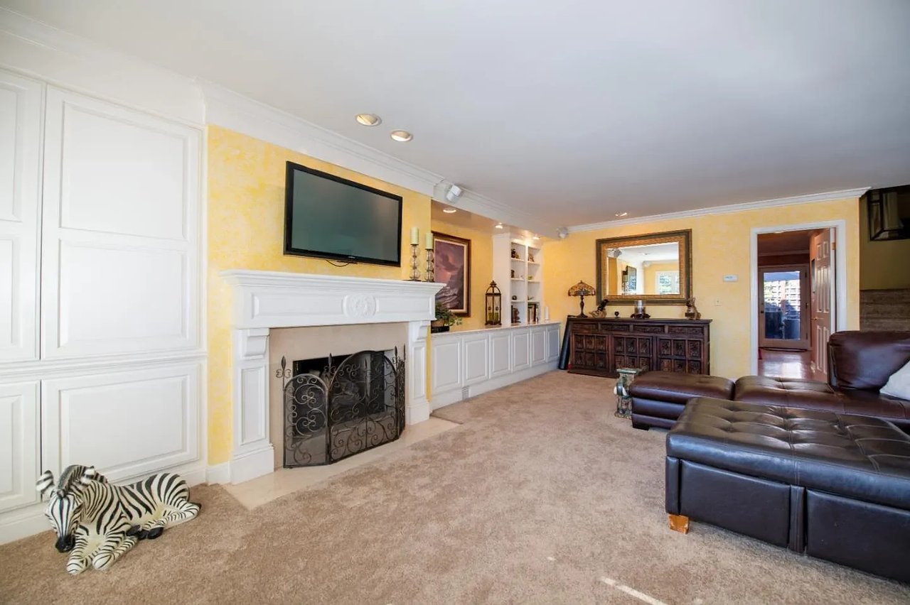 1 Bayview Ave #3