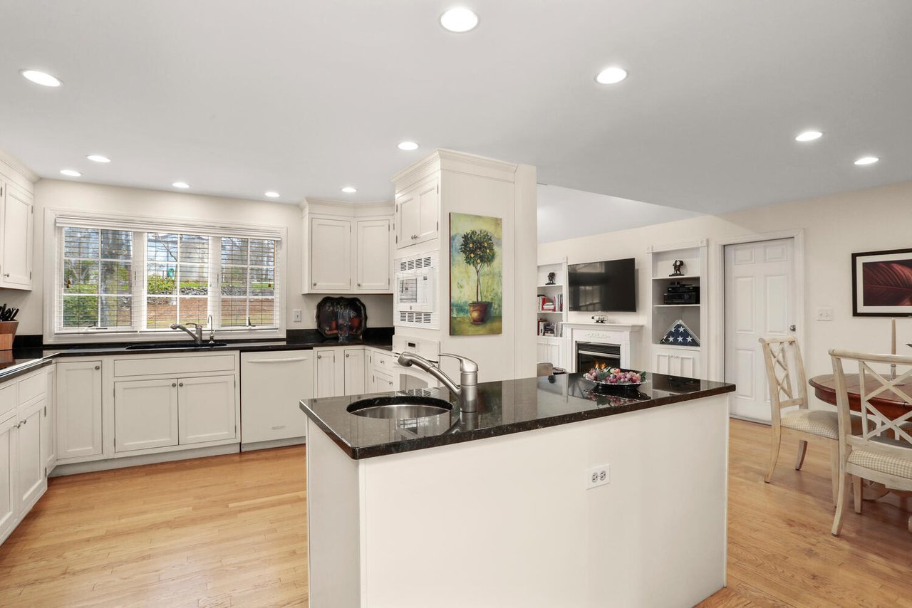137 Long Lots Road