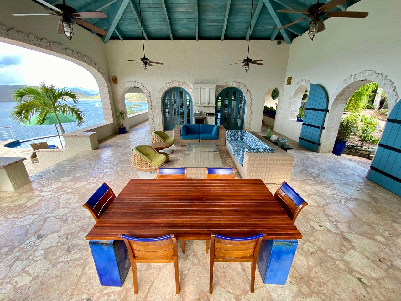 CLIFF HOUSE VILLA