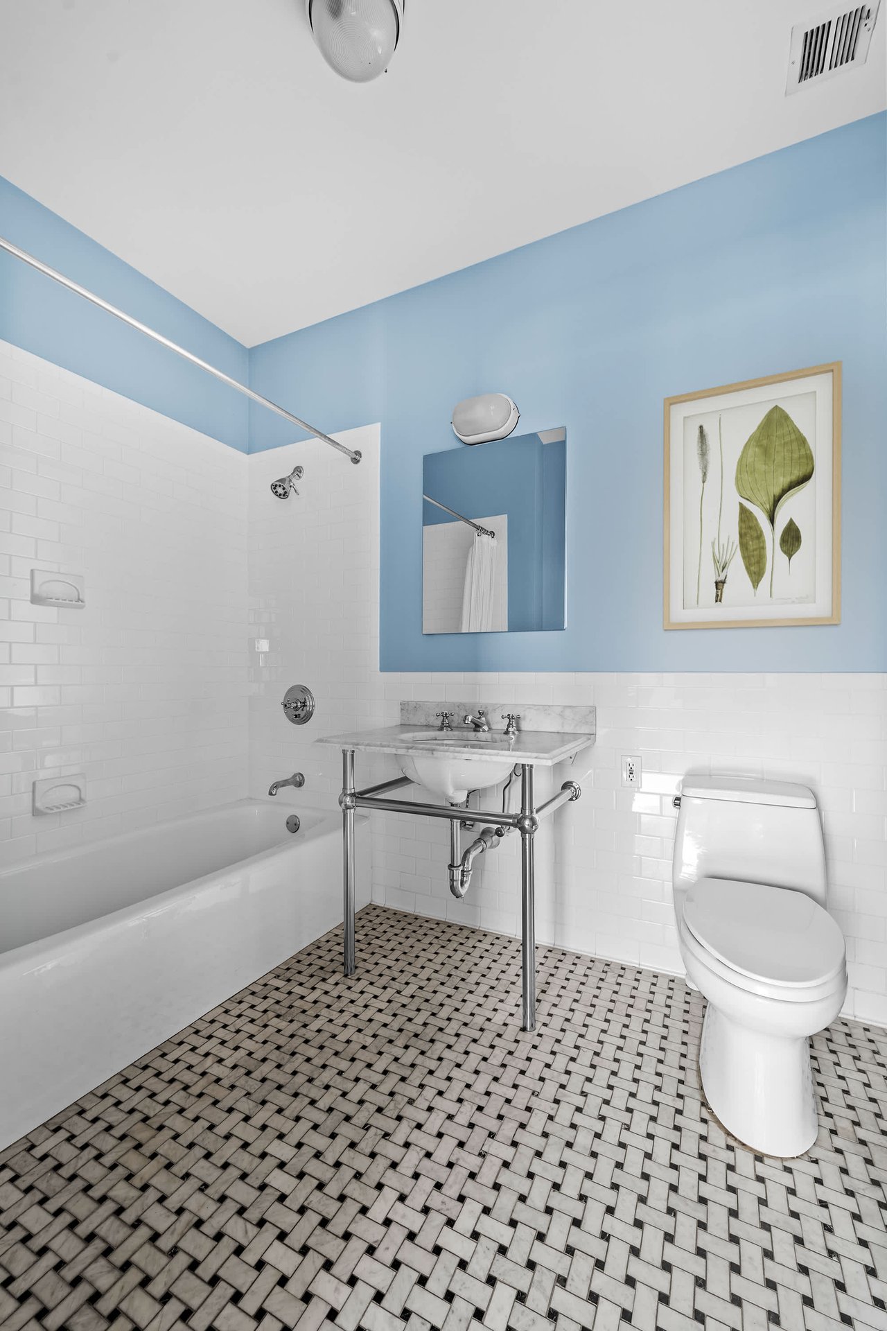 30 Main Street, Unit PHB