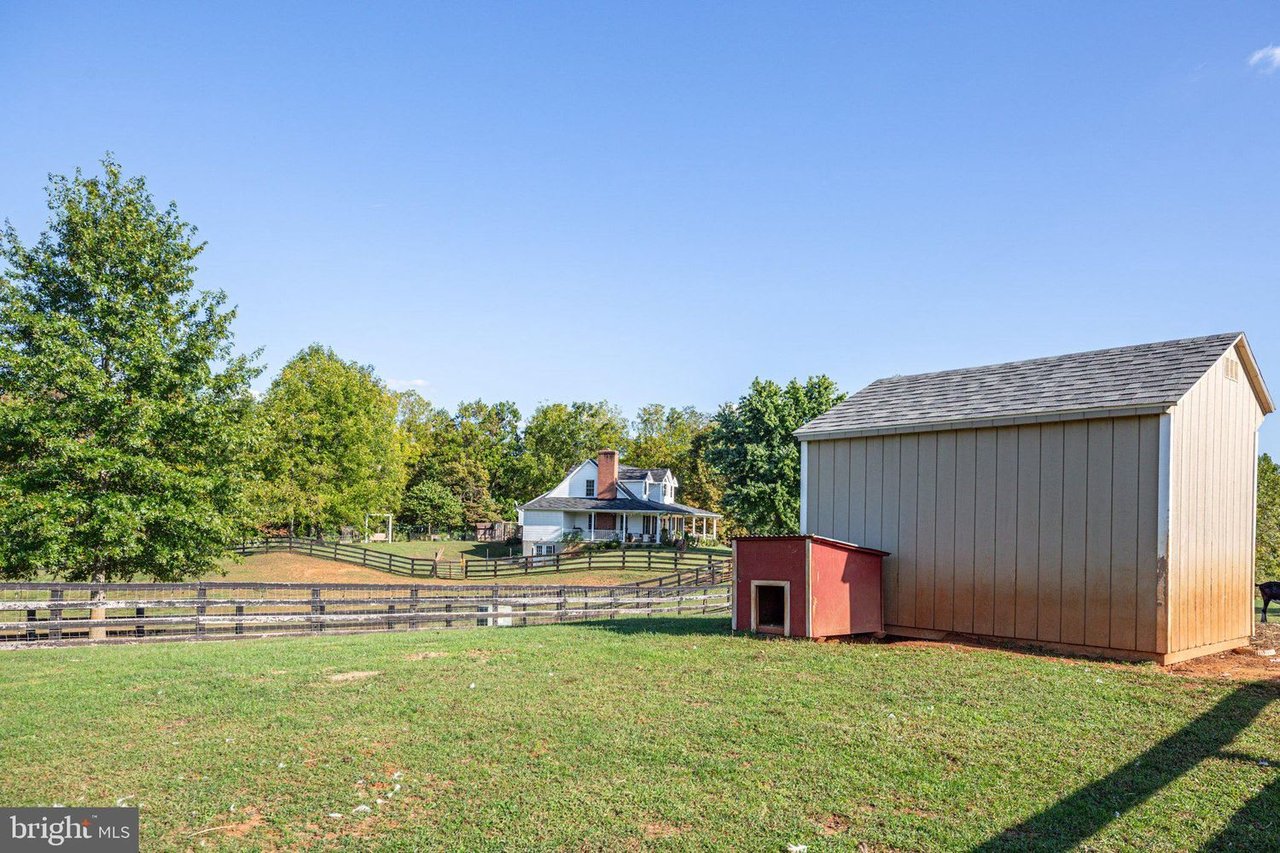 10623 Gravel Rd