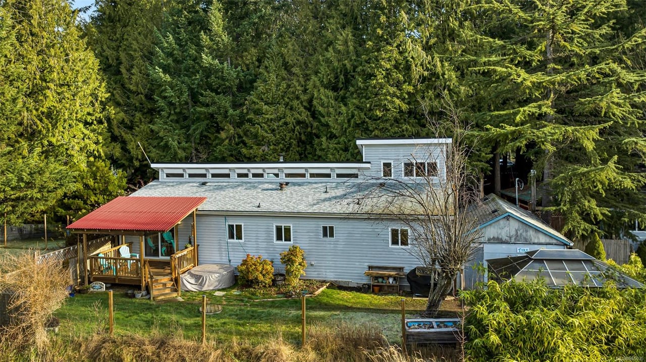3398 Ridgeview Cres