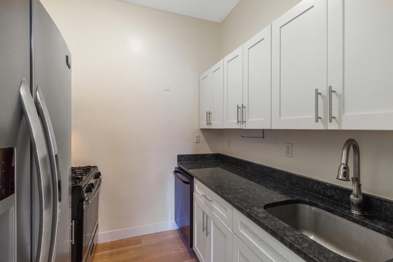 669 East 21st Street, Apt 2-R