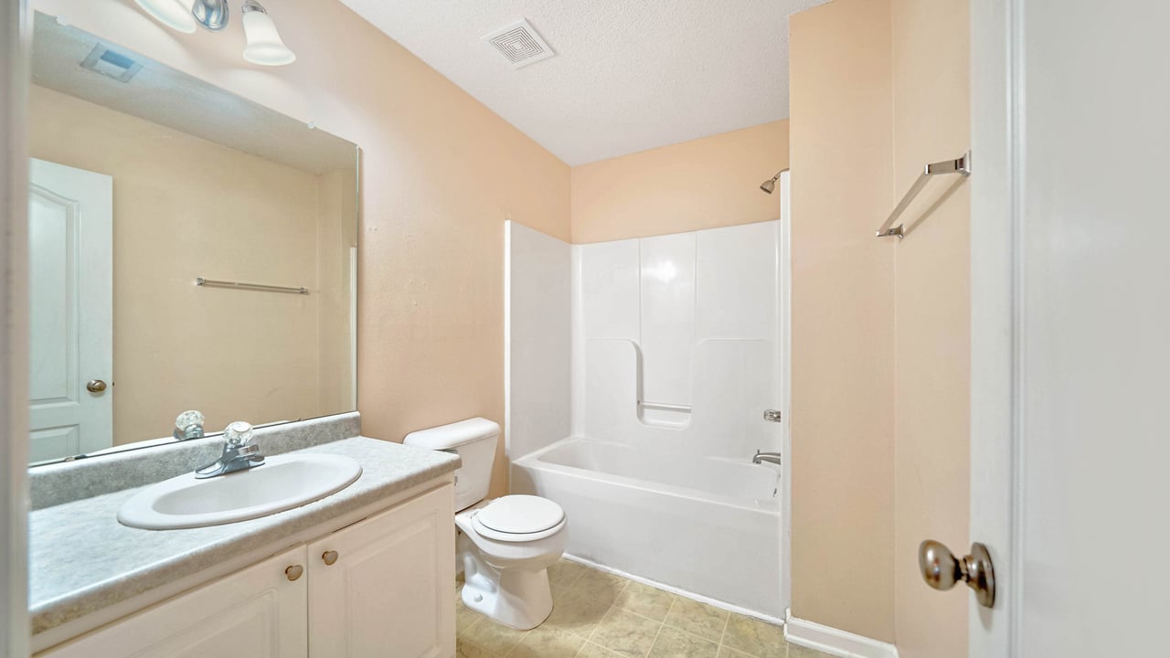 113 NW Imogene Way
