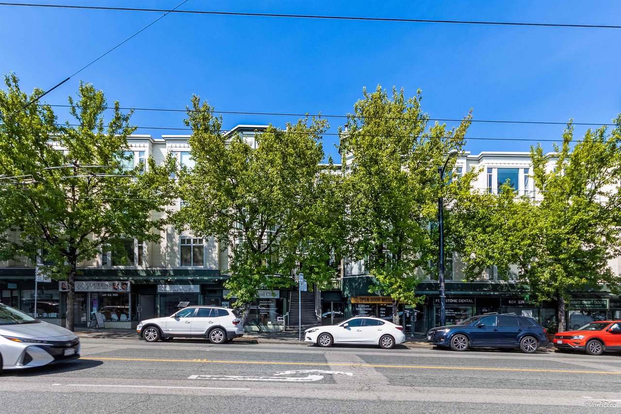 303-3727 W 10th Avenue, Vancouver