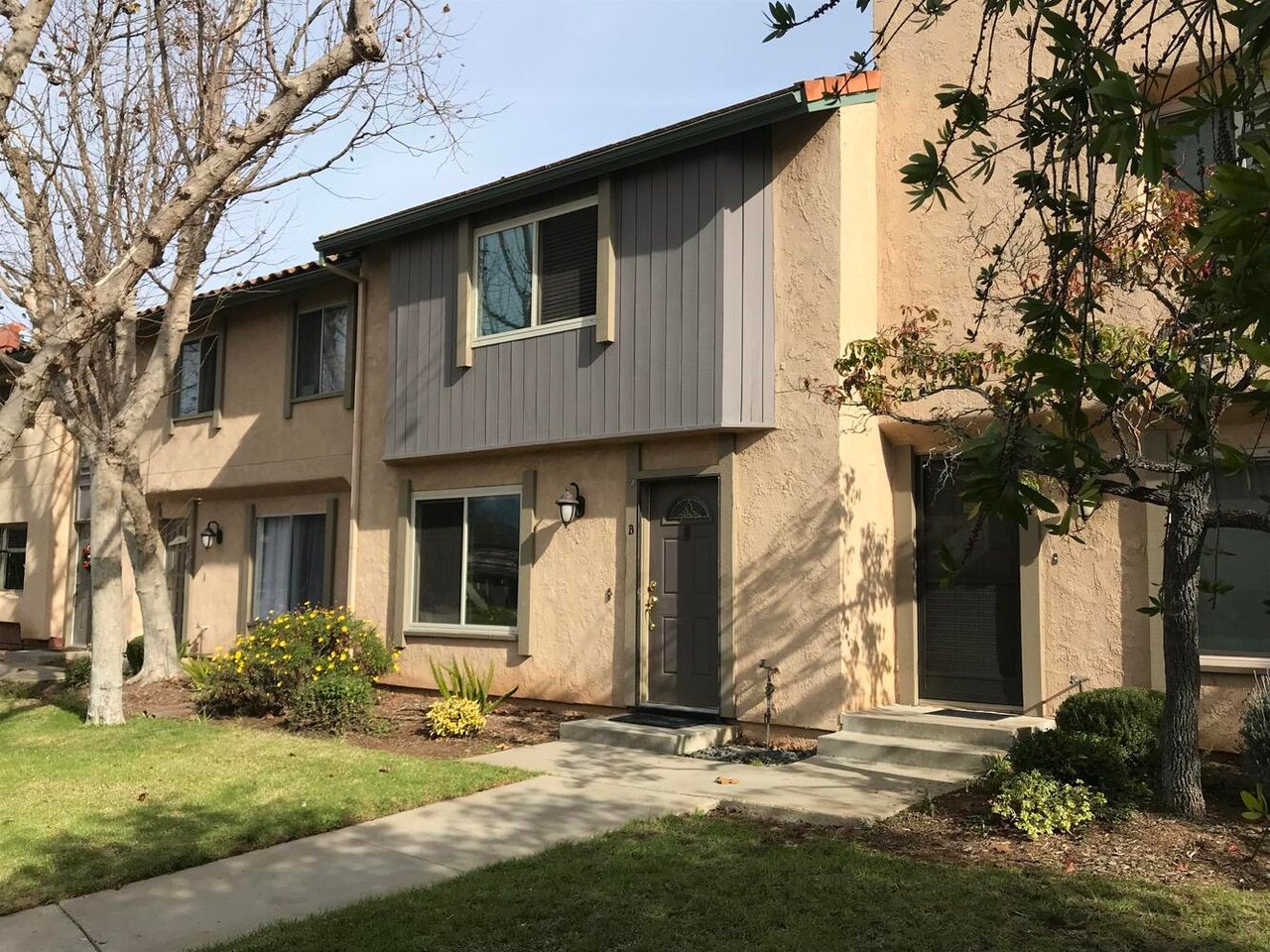 1048 Palmetto Way, #B