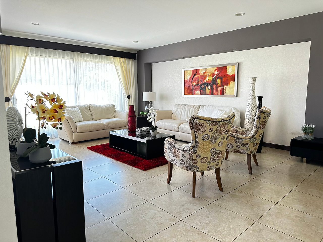 Contemporary Mountain View Home, Curridabat, San Jose