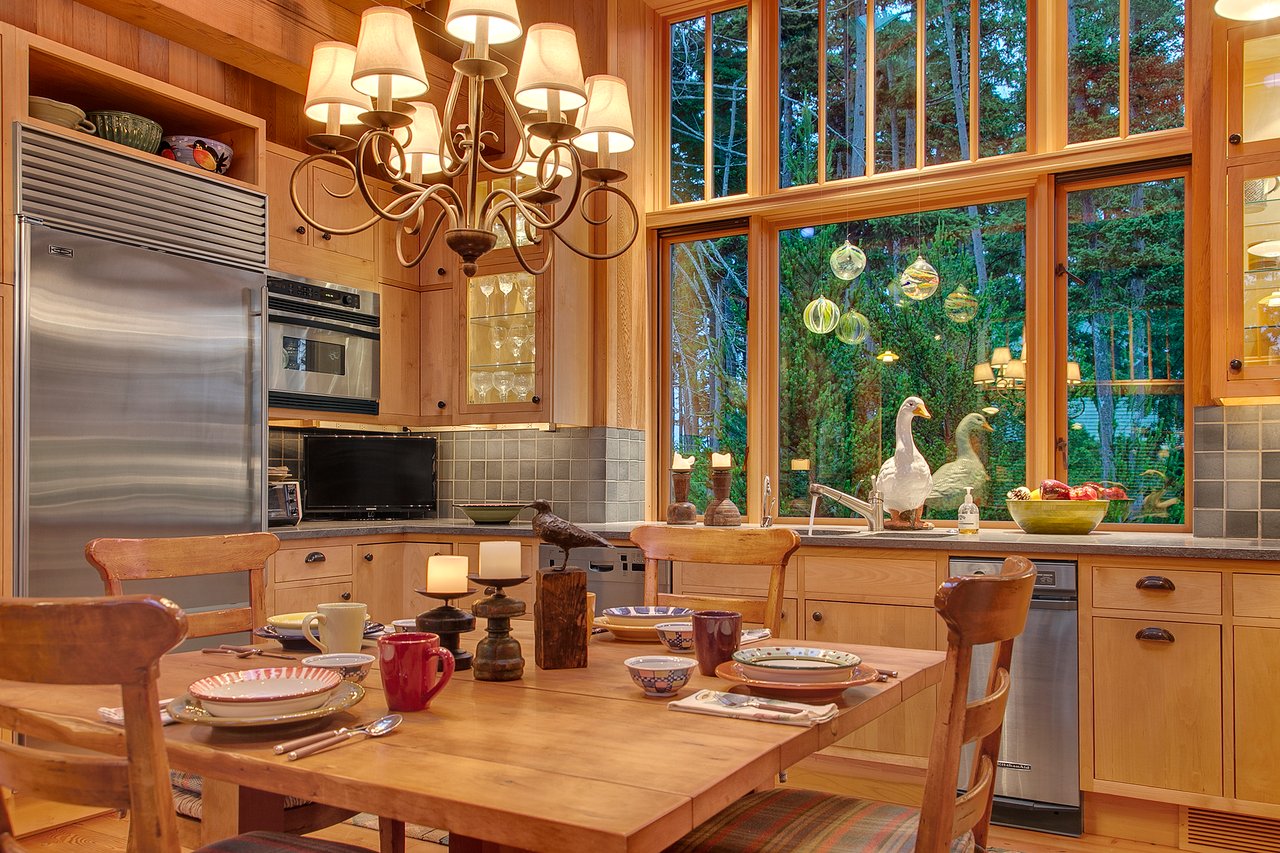 235 Seal Rock Lane, Friday Harbor 98250