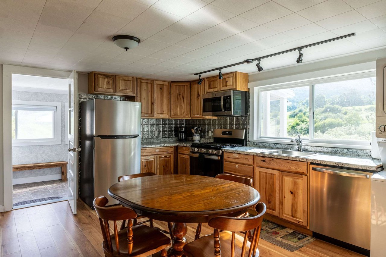 345 Burroughs Memorial Road Ext