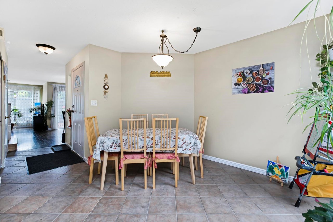 2982 Mt Seymour Pkwy