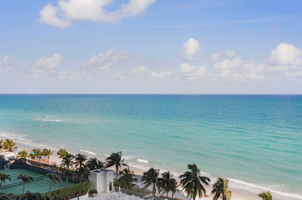 19111 Collins Ave Unit: 806