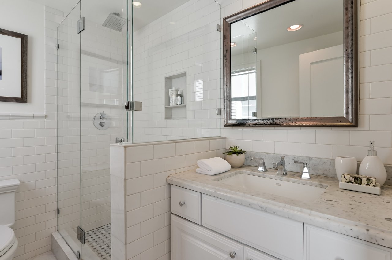 Chic Condo Two Blocks to Fillmore Street