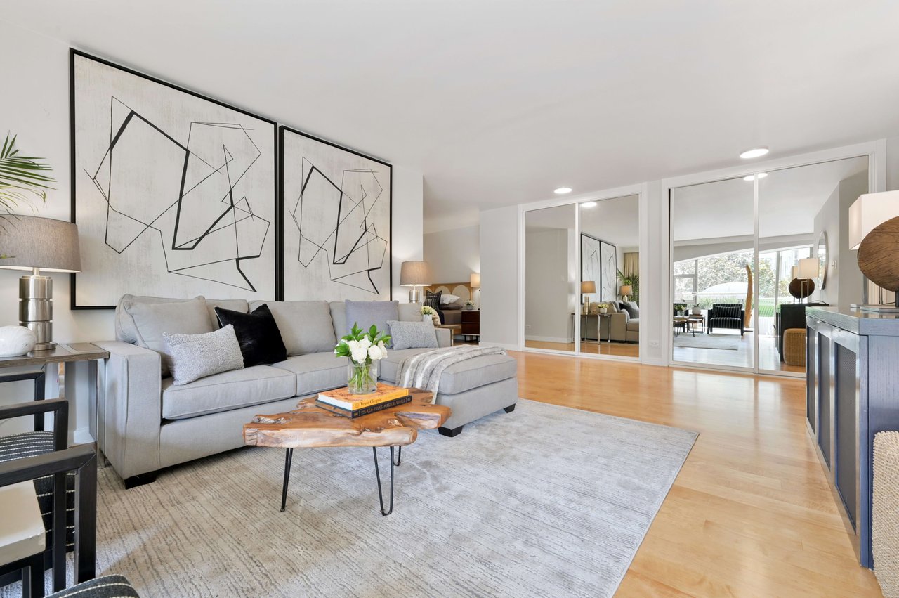 Large Condo & Terrace at 2200 Pacific